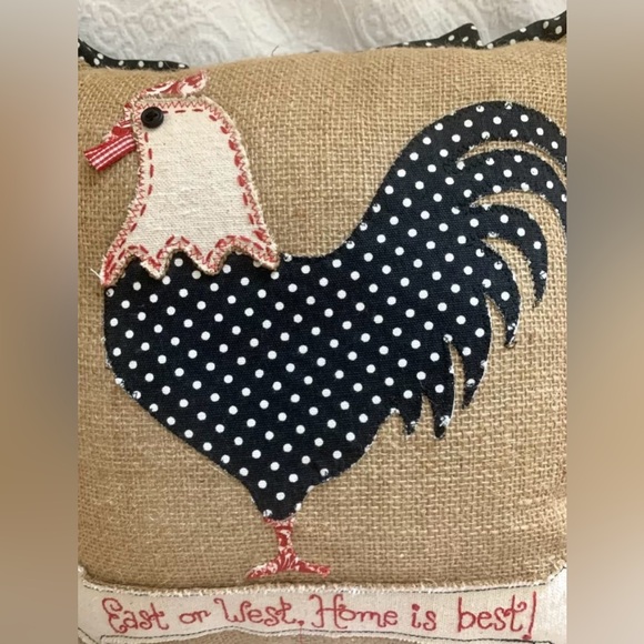 Farmacia jute Decorative pillow rooster appliqué with dots fabric ruffle 14” - Picture 2 of 6